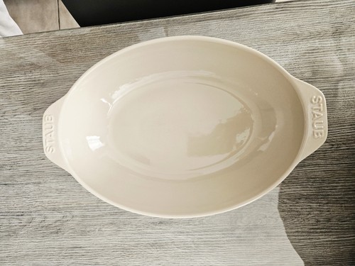 Plat staub - plat,