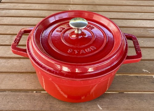 Petite cocotte ronde fonte - petite,