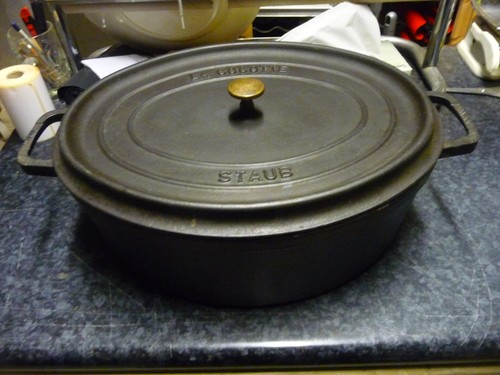 Cocotte staub ovale 41cm fond - 41cm,