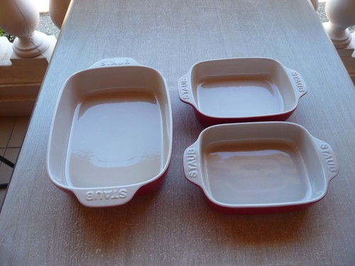 Lot plats neufs four et - de,